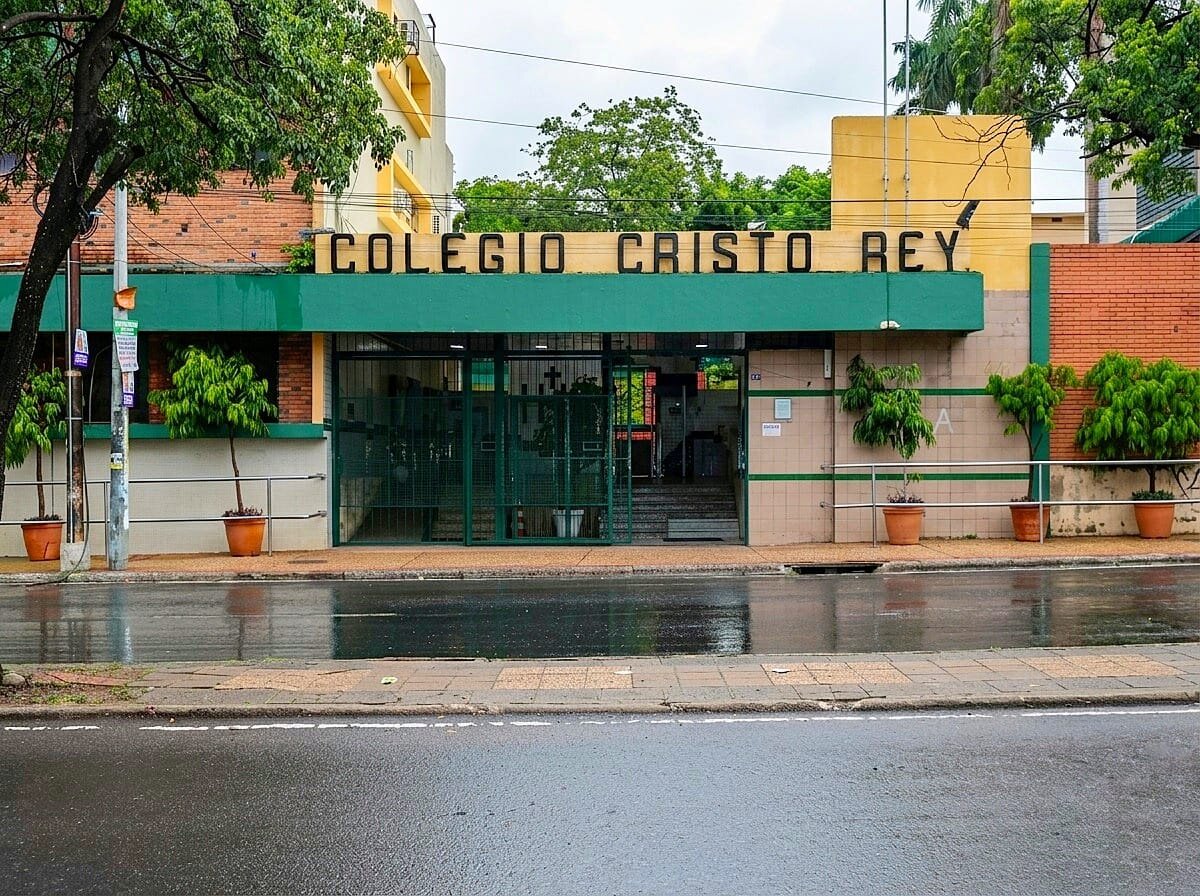 Fachada del Colegio Cristo Rey, Asunción