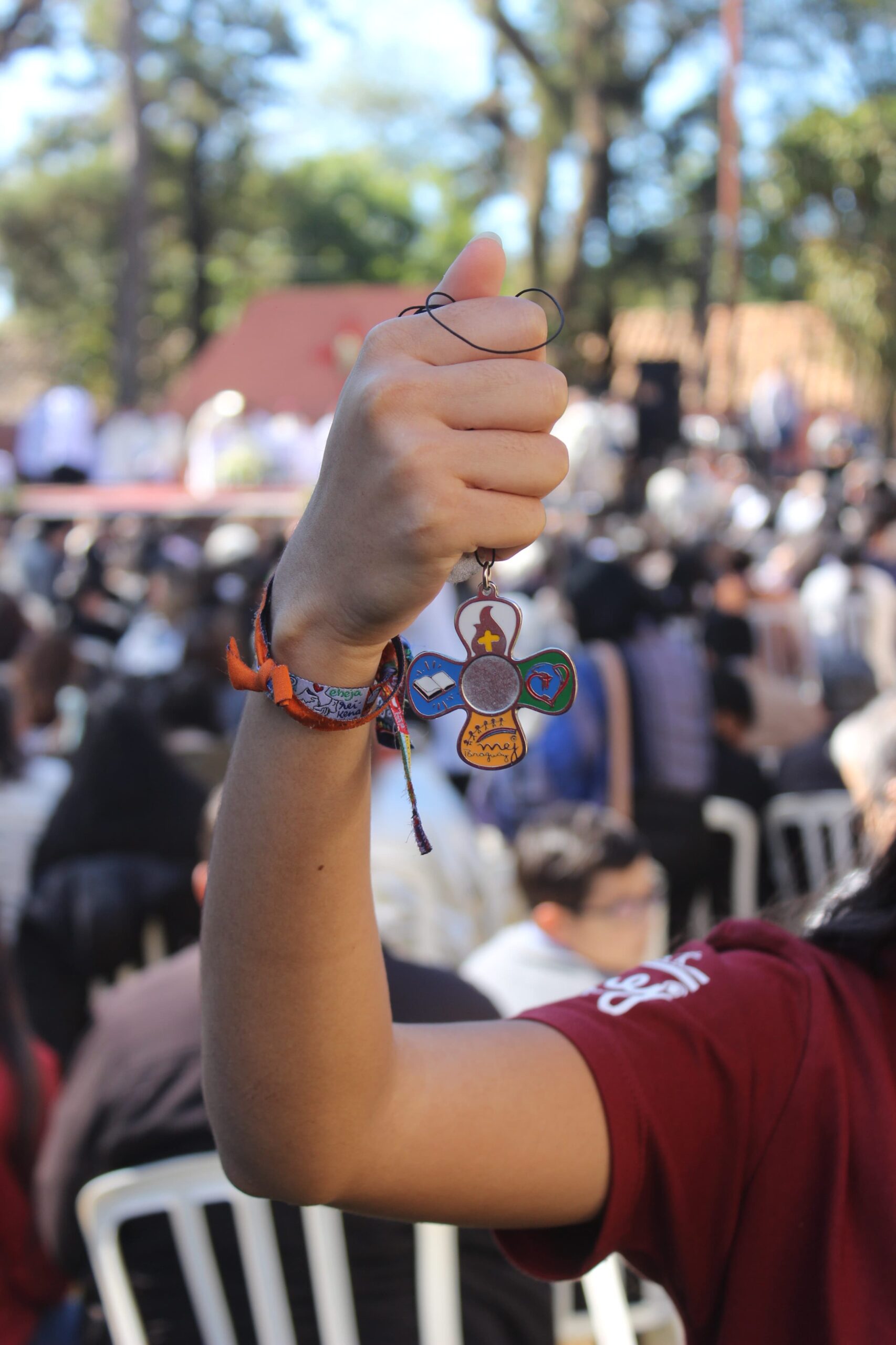 Cruz eucarística del Movimiento Eucarístico Juvenil