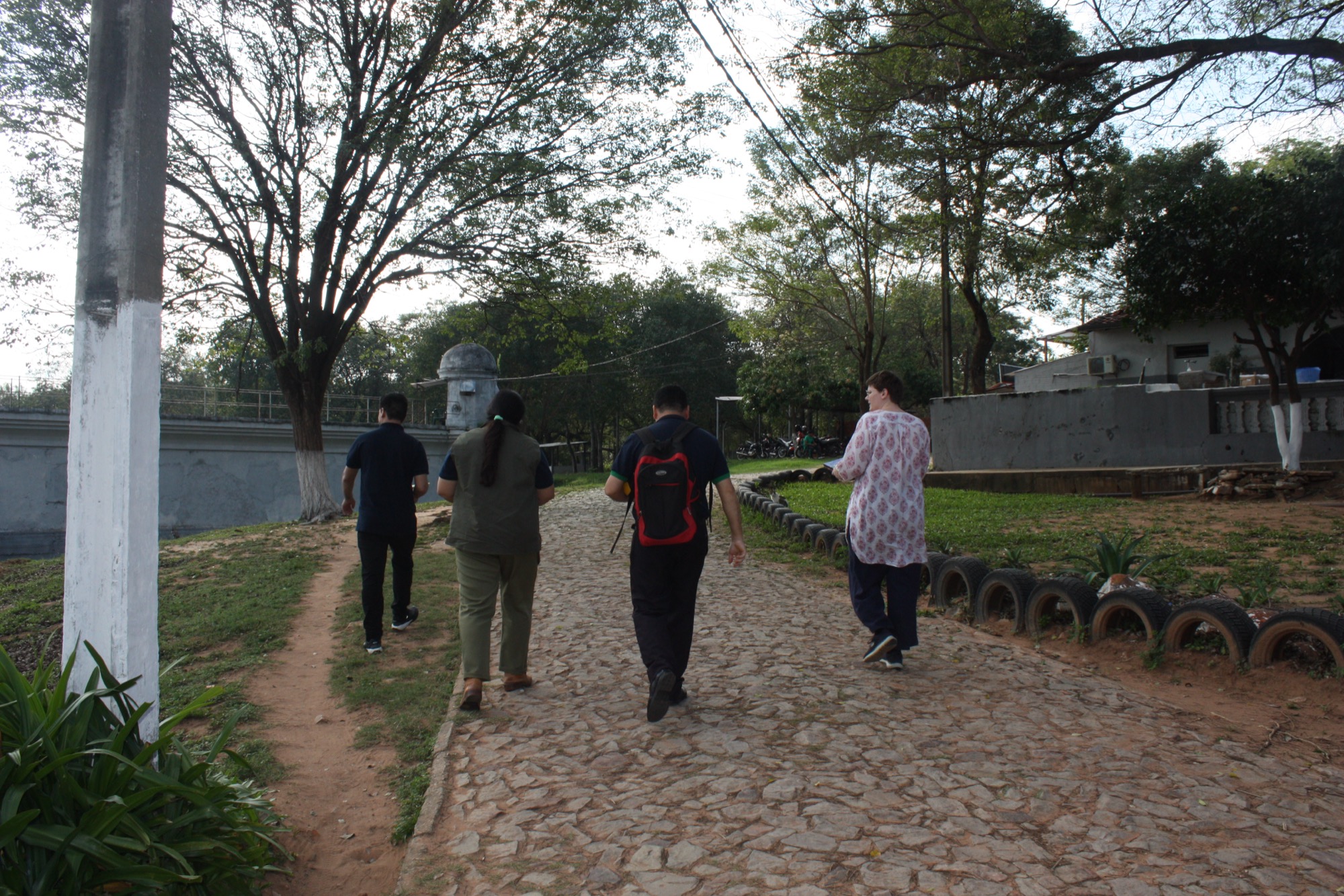 Visita de Jesuiten weltweit — Penitenciaría de Emboscada
