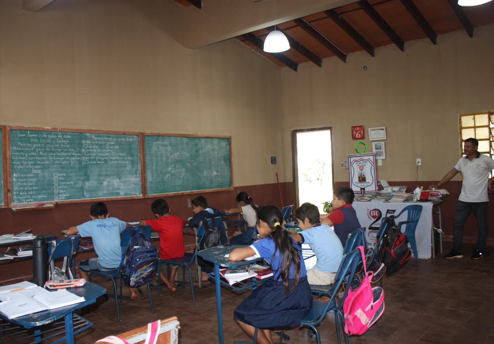 Visita de Jesuiten weltweit — Colegio Kamba Rembe, San Pedro