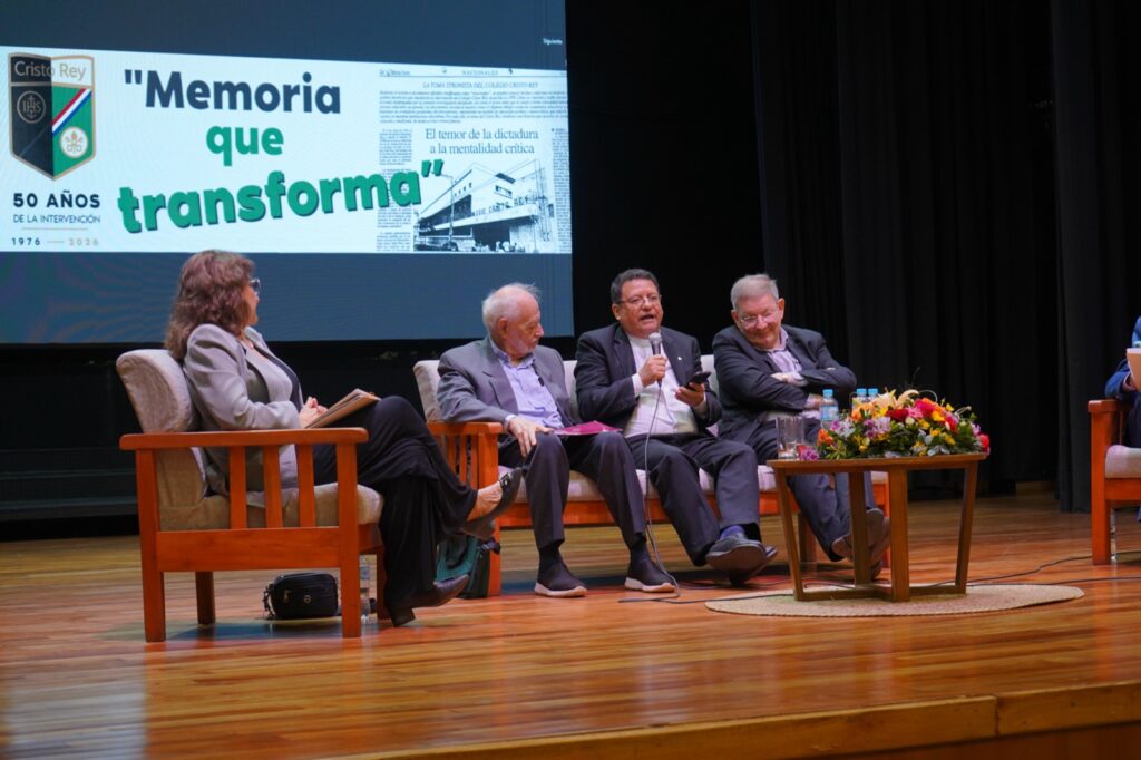 Mesa testimonial «Memoria que Transforma» a 50 años de la intervención del Colegio Cristo Rey
